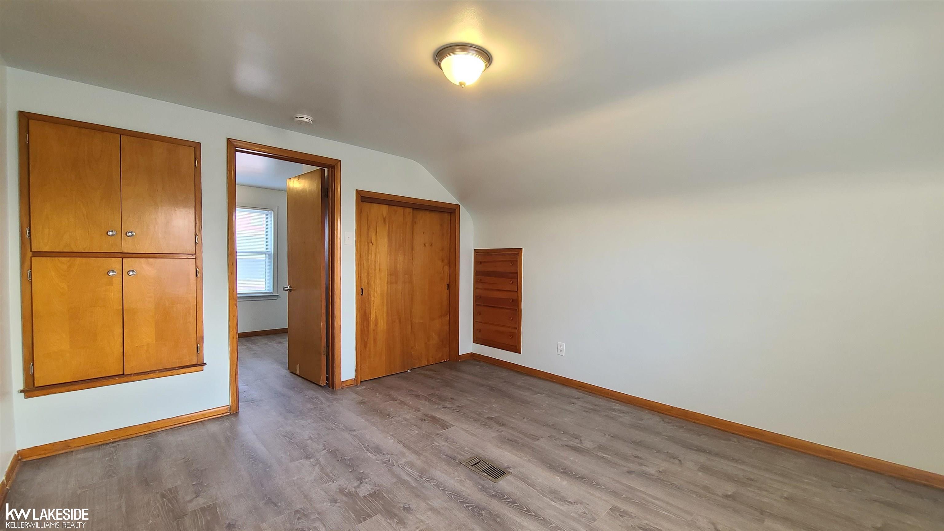21247 Newcastle Road Harper Woods, MI 48225 - Photo 27 of 34