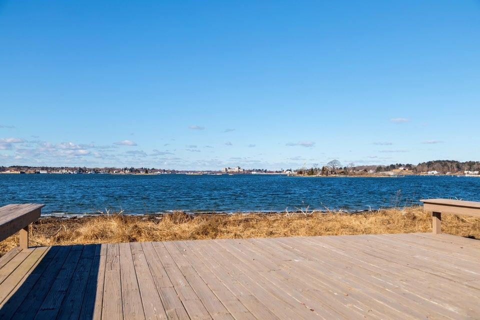 22 Pocahontas Road Kittery, ME 03905 - Photo 38 of 42
