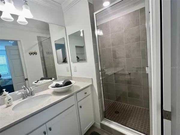 $2,500 | 18114 Gawthrop Drive, Unit 305, Bradenton, FL 34211