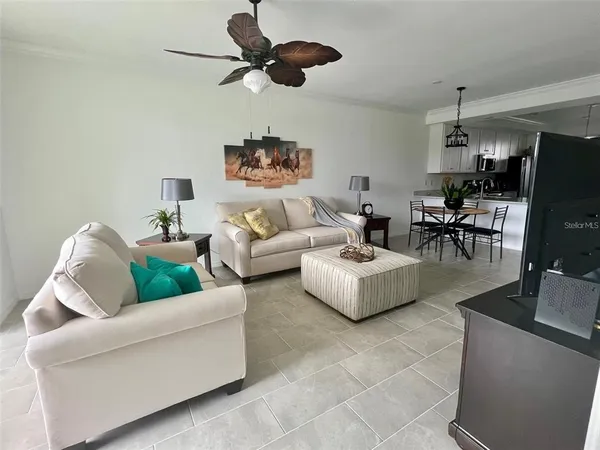 $2,500 | 18114 Gawthrop Drive, Unit 305, Bradenton, FL 34211