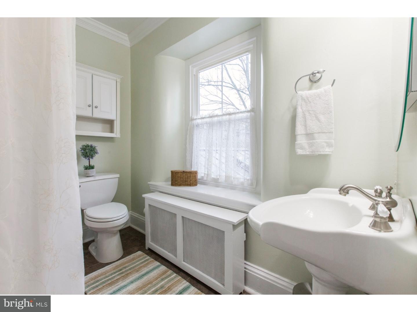 200 Marple Road Broomall, PA 19008 - Photo 16 of 25 Bathroom