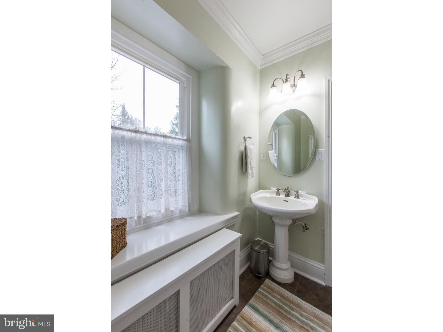 200 Marple Road Broomall, PA 19008 - Photo 17 of 25 Bathroom