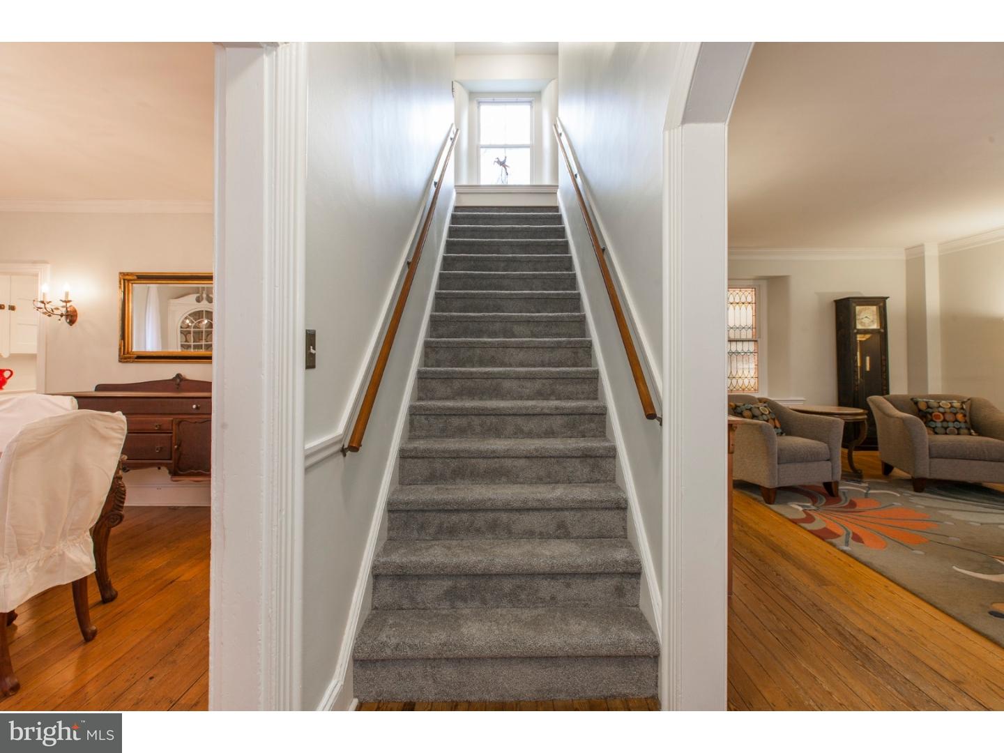 200 Marple Road Broomall, PA 19008 - Photo 3 of 25 Foyer