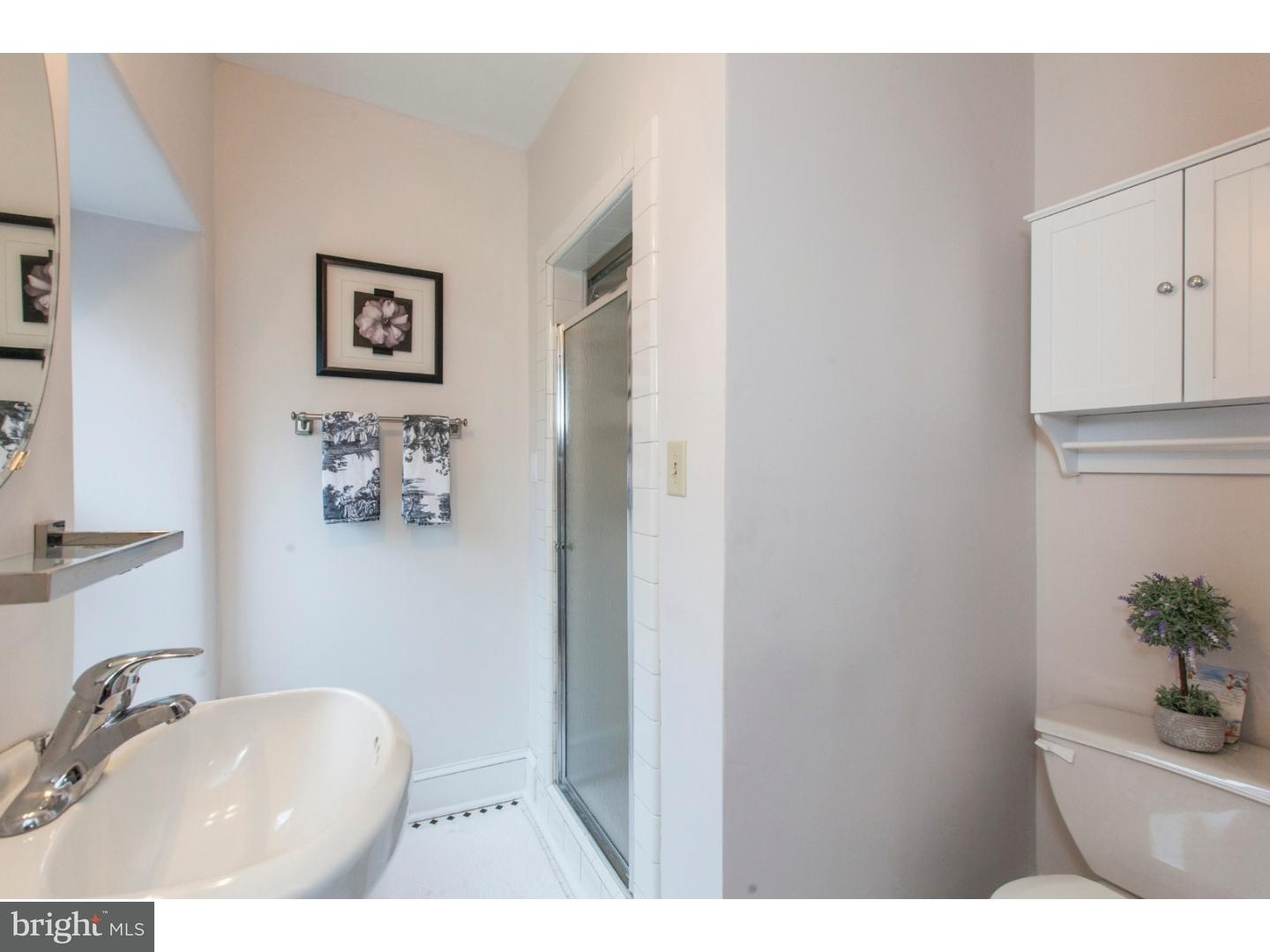 200 Marple Road Broomall, PA 19008 - Photo 22 of 25 Bathroom