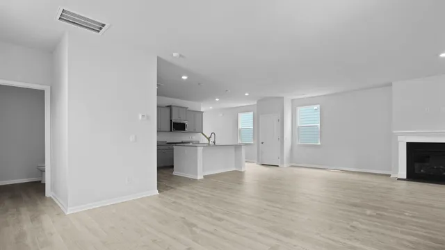 $479,900 | 194 East Pinckney Street, Summerville, SC 29485