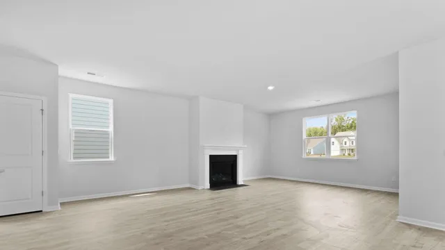 $479,900 | 194 East Pinckney Street, Summerville, SC 29485