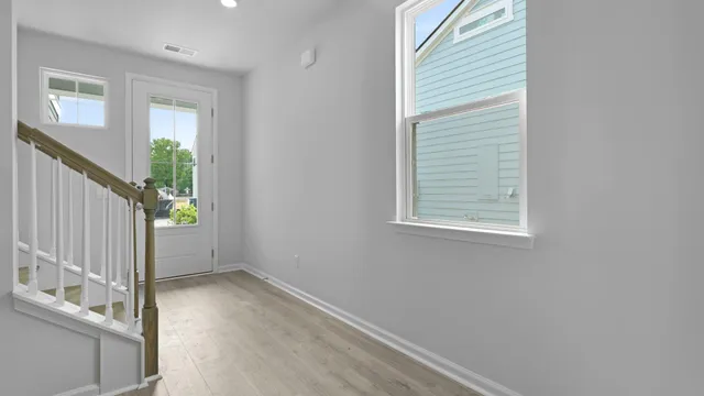 $479,900 | 194 East Pinckney Street, Summerville, SC 29485