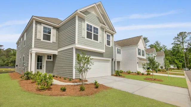 $479,900 | 194 East Pinckney Street, Summerville, SC 29485