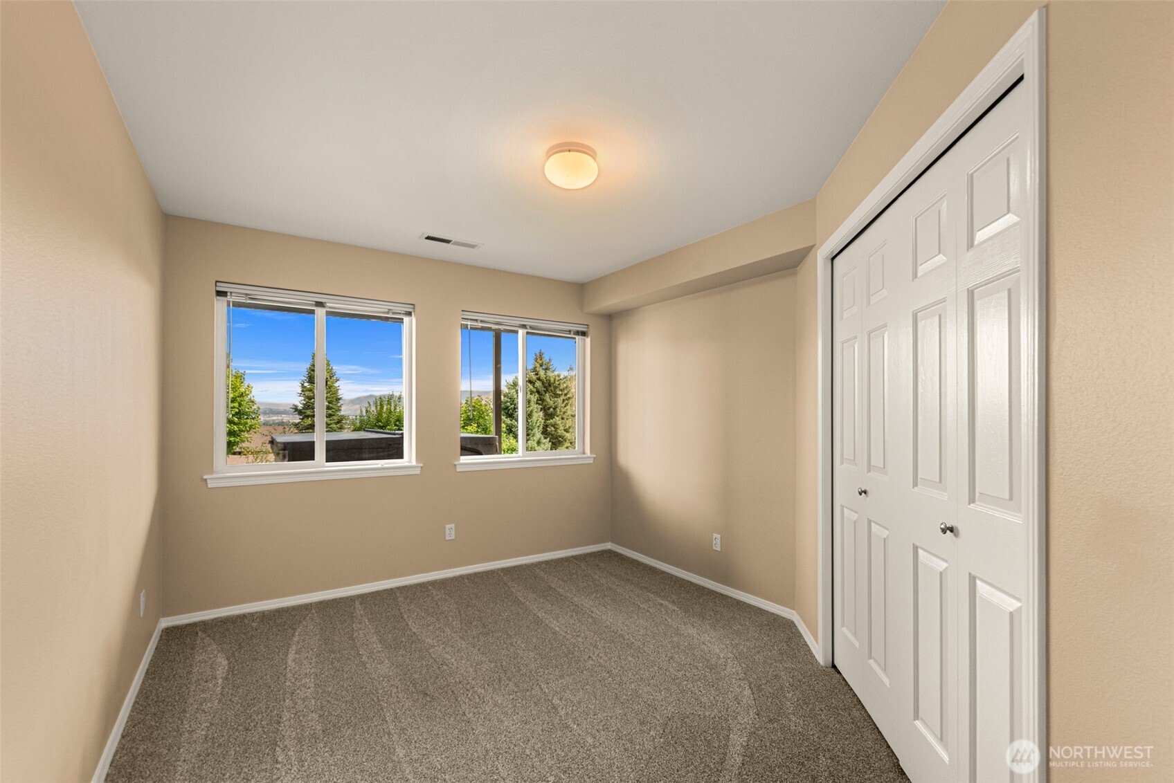 507 Day Road North Wenatchee, WA 98801 - Photo 31 of 40