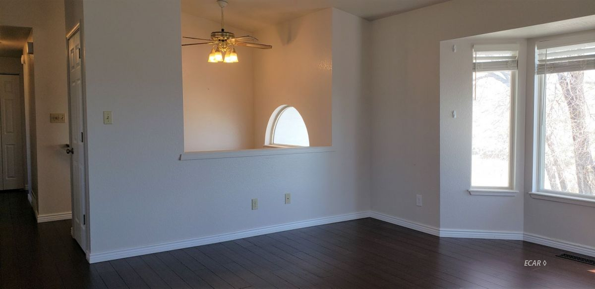 718 Spring Creek Parkway Spring Creek, NV 89815 - Photo 13 of 24 Gallery Image 13