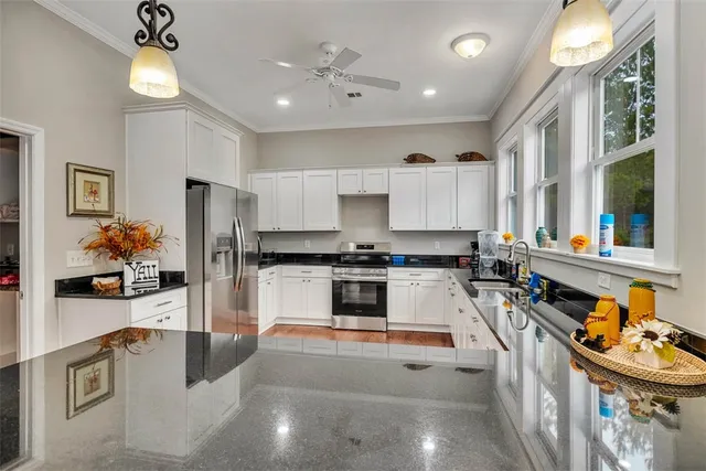 $268,000 | 1602 Ashantilly Drive, Darien, GA 31305