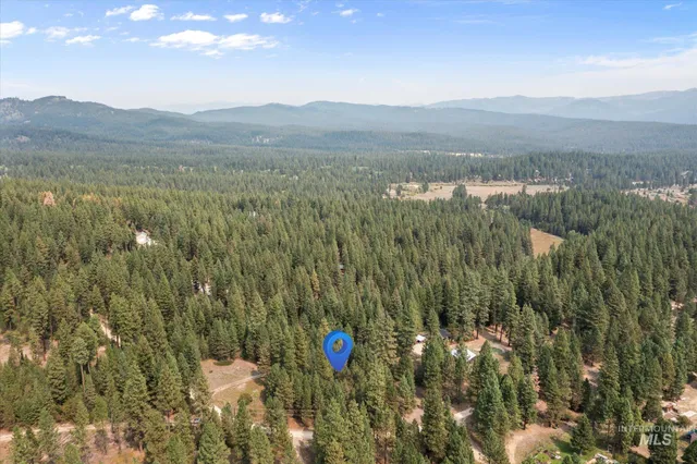 $199,900 | 102 Nelsen Avenue, Idaho City, ID 83631