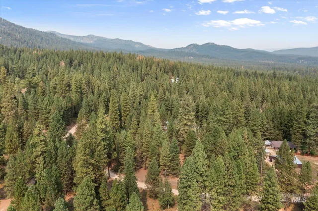 $199,900 | 102 Nelsen Avenue, Idaho City, ID 83631