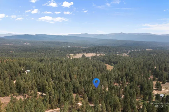 $199,900 | 102 Nelsen Avenue, Idaho City, ID 83631