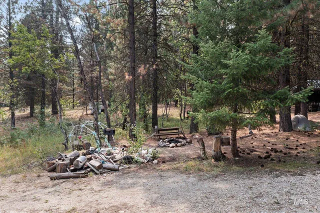 $199,900 | 102 Nelsen Avenue, Idaho City, ID 83631