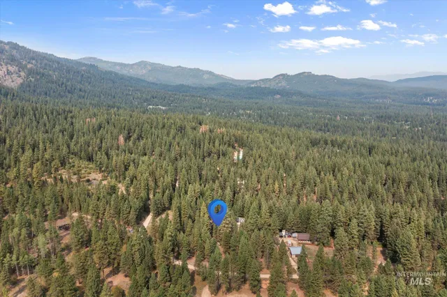 $199,900 | 102 Nelsen Avenue, Idaho City, ID 83631