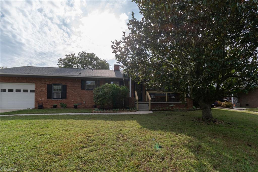 3405 Pine Valley Road High Point, NC 27265 - Photo 2 of 27