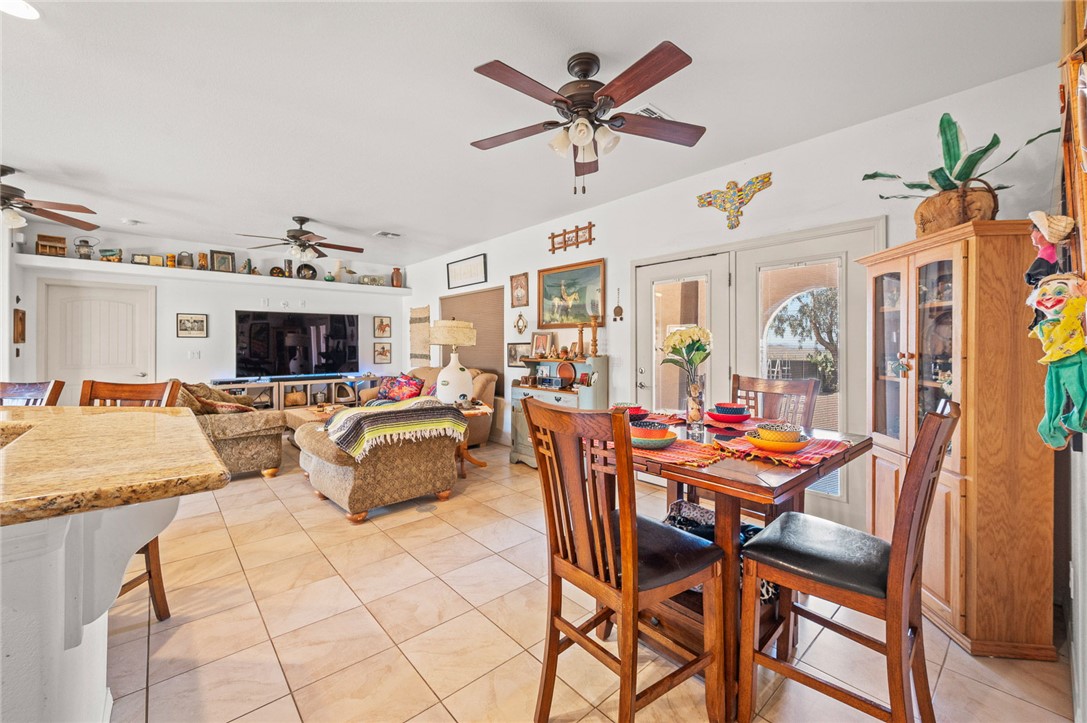 14105 Cactus Road Yucca, AZ 86438 - Photo 16 of 47 Dining Area