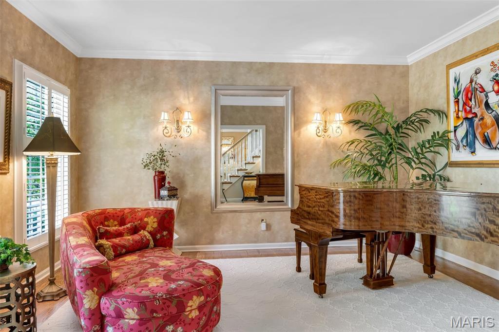 1114 Lockett Road Des Peres, MO 63131 - Photo 9 of 53 Gallery Image 9