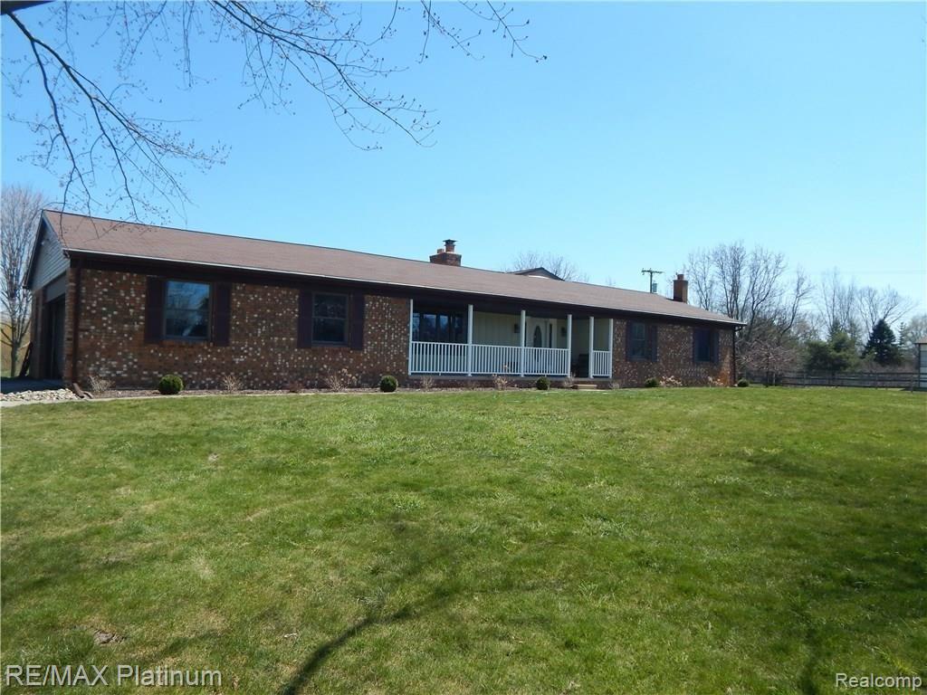 7610 Dixboro Road South Lyon, MI 48178 - Photo 5 of 71 Dixboro014.JPG