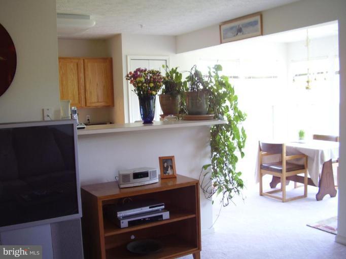 4771 Shellbark Road, Unit 4771 Owings Mills, MD 21117 - Photo 10 of 16 Kitchen/Dining Room