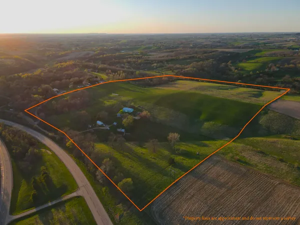 $649,000 | 15700 North Imbus Lane, East Dubuque, IL 61025