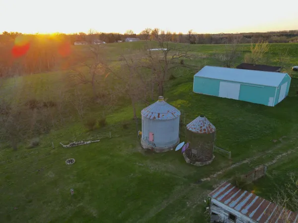 $649,000 | 15700 North Imbus Lane, East Dubuque, IL 61025