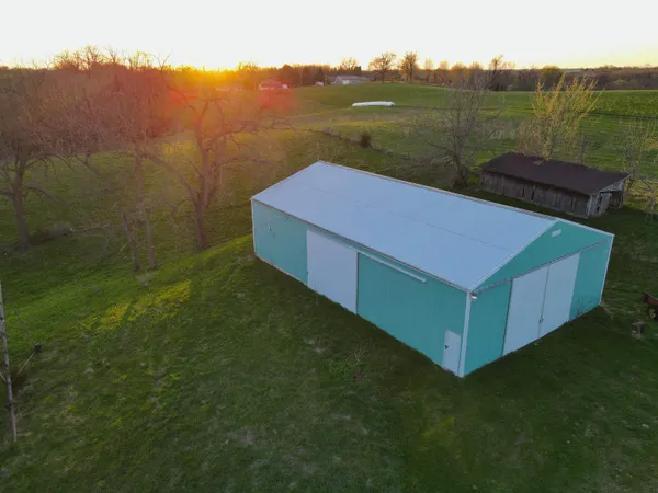 $649,000 | 15700 North Imbus Lane, East Dubuque, IL 61025