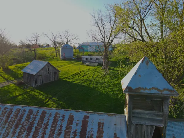 $649,000 | 15700 North Imbus Lane, East Dubuque, IL 61025