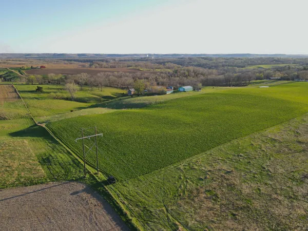 $649,000 | 15700 North Imbus Lane, East Dubuque, IL 61025