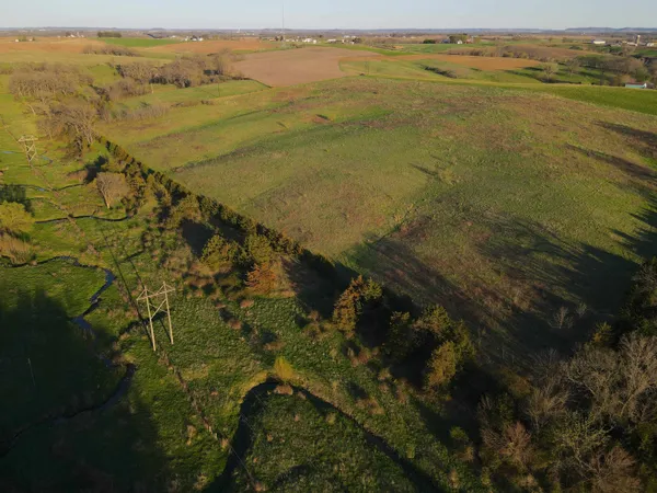 $649,000 | 15700 North Imbus Lane, East Dubuque, IL 61025