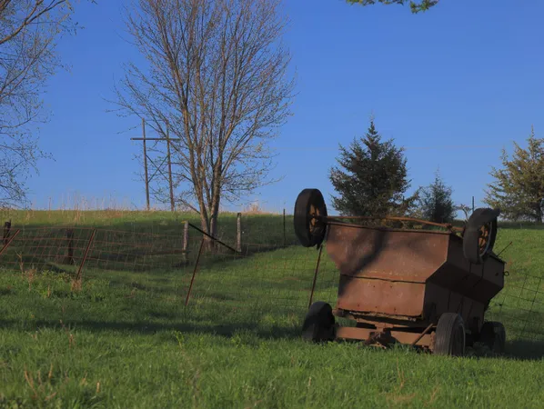 $649,000 | 15700 North Imbus Lane, East Dubuque, IL 61025