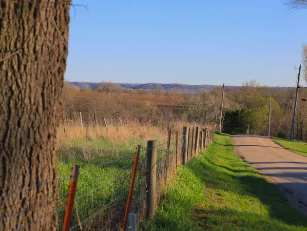 $649,000 | 15700 North Imbus Lane, East Dubuque, IL 61025