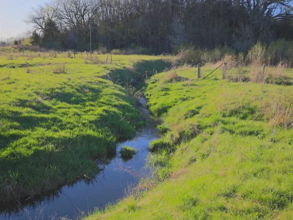 $649,000 | 15700 North Imbus Lane, East Dubuque, IL 61025
