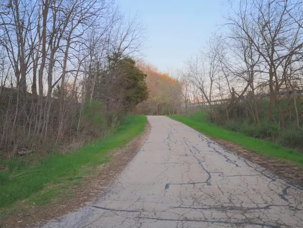 $649,000 | 15700 North Imbus Lane, East Dubuque, IL 61025