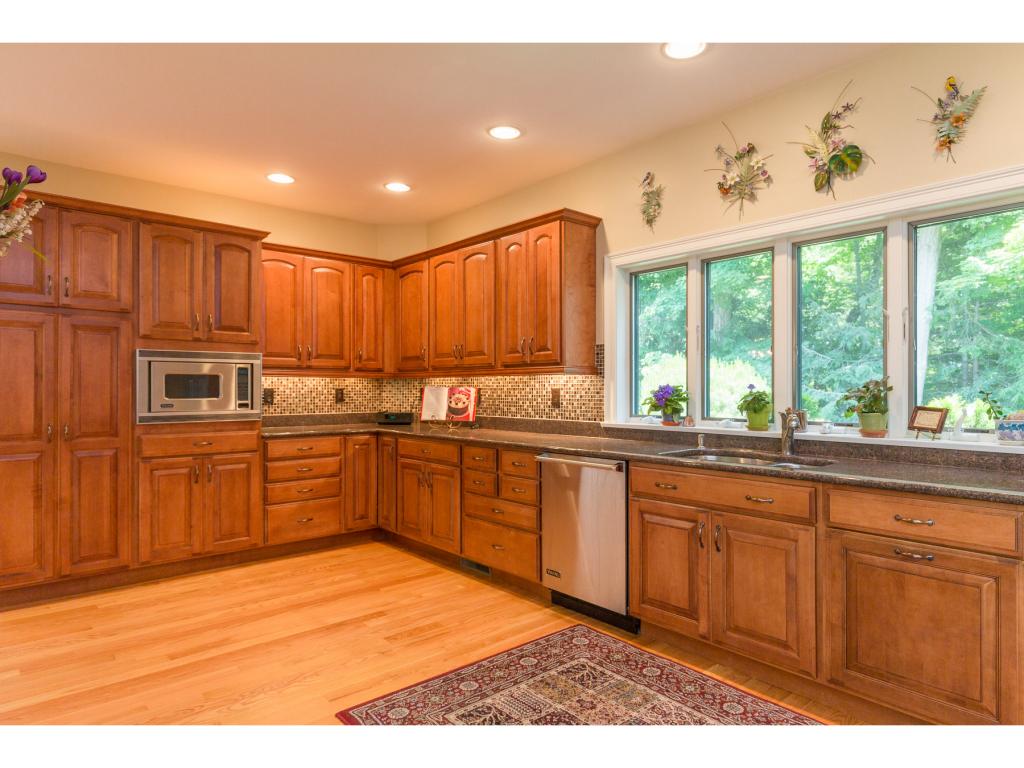 28 Winnicut Road North Hampton, NH 03862 - Photo 14 of 40