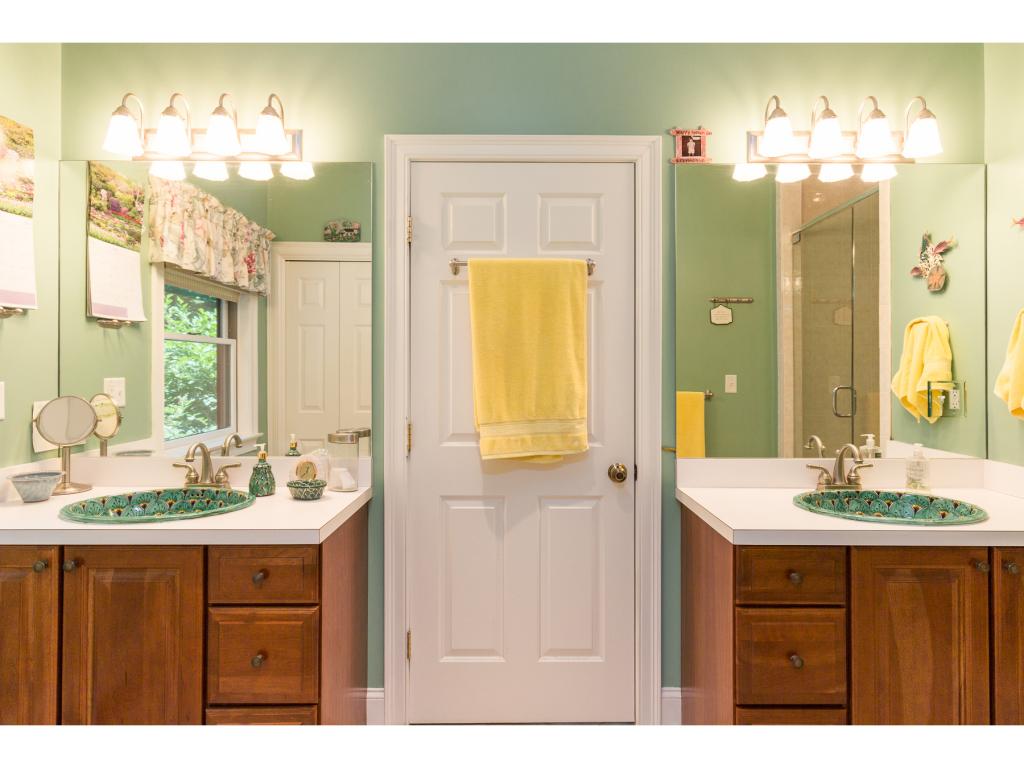 28 Winnicut Road North Hampton, NH 03862 - Photo 23 of 40