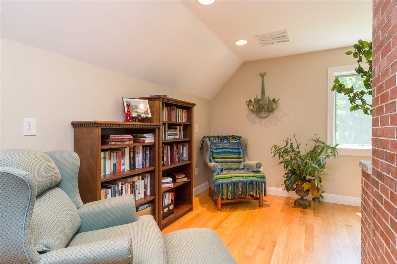 28 Winnicut Road North Hampton, NH 03862 - Photo 27 of 40