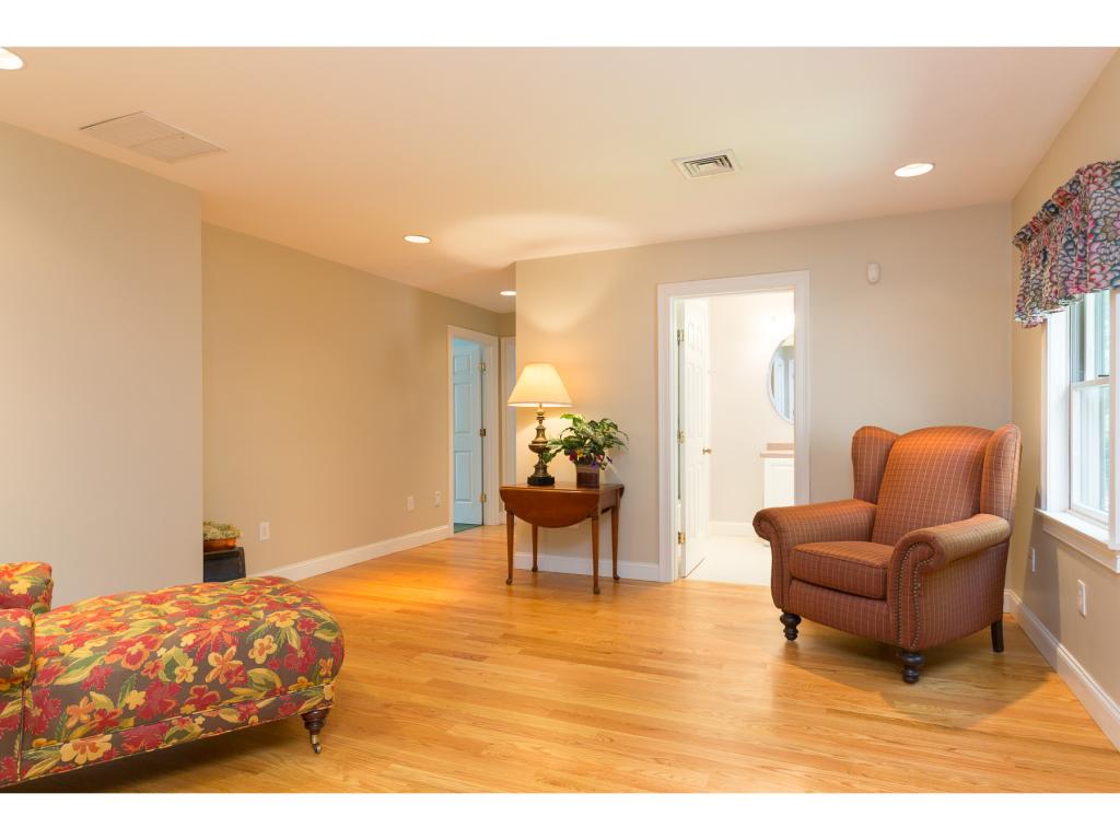 28 Winnicut Road North Hampton, NH 03862 - Photo 31 of 40
