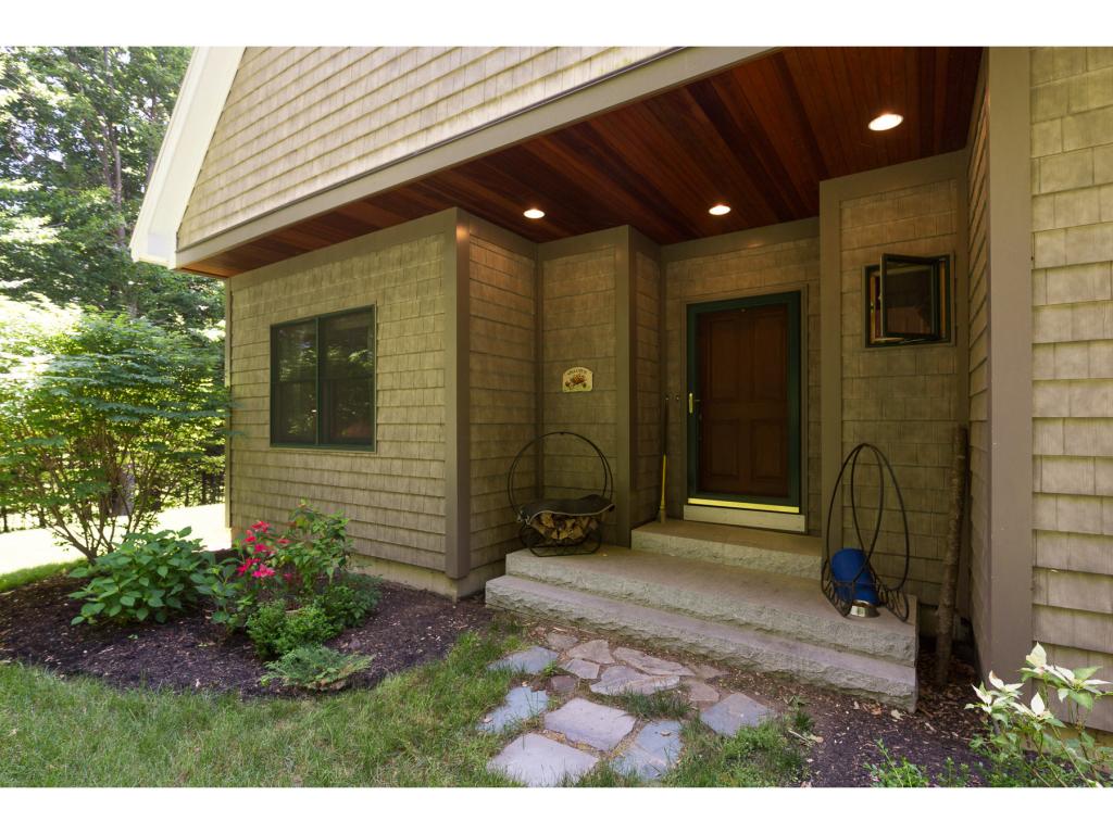 28 Winnicut Road North Hampton, NH 03862 - Photo 5 of 40