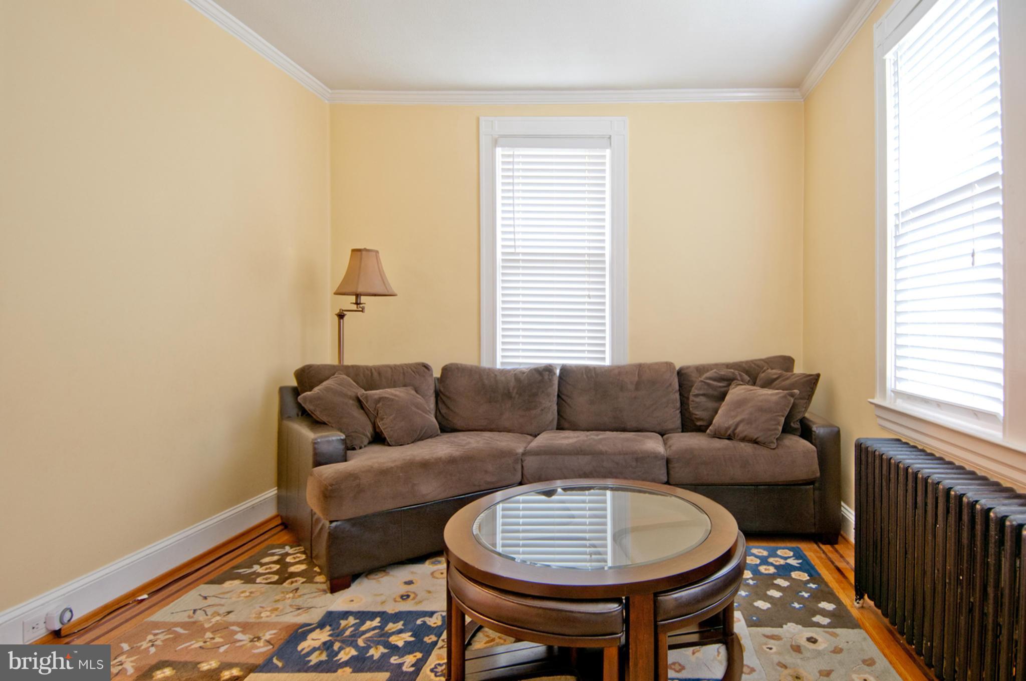1116 Overbrook Road Baltimore, MD 21239 - Photo 3 of 30 Living Room