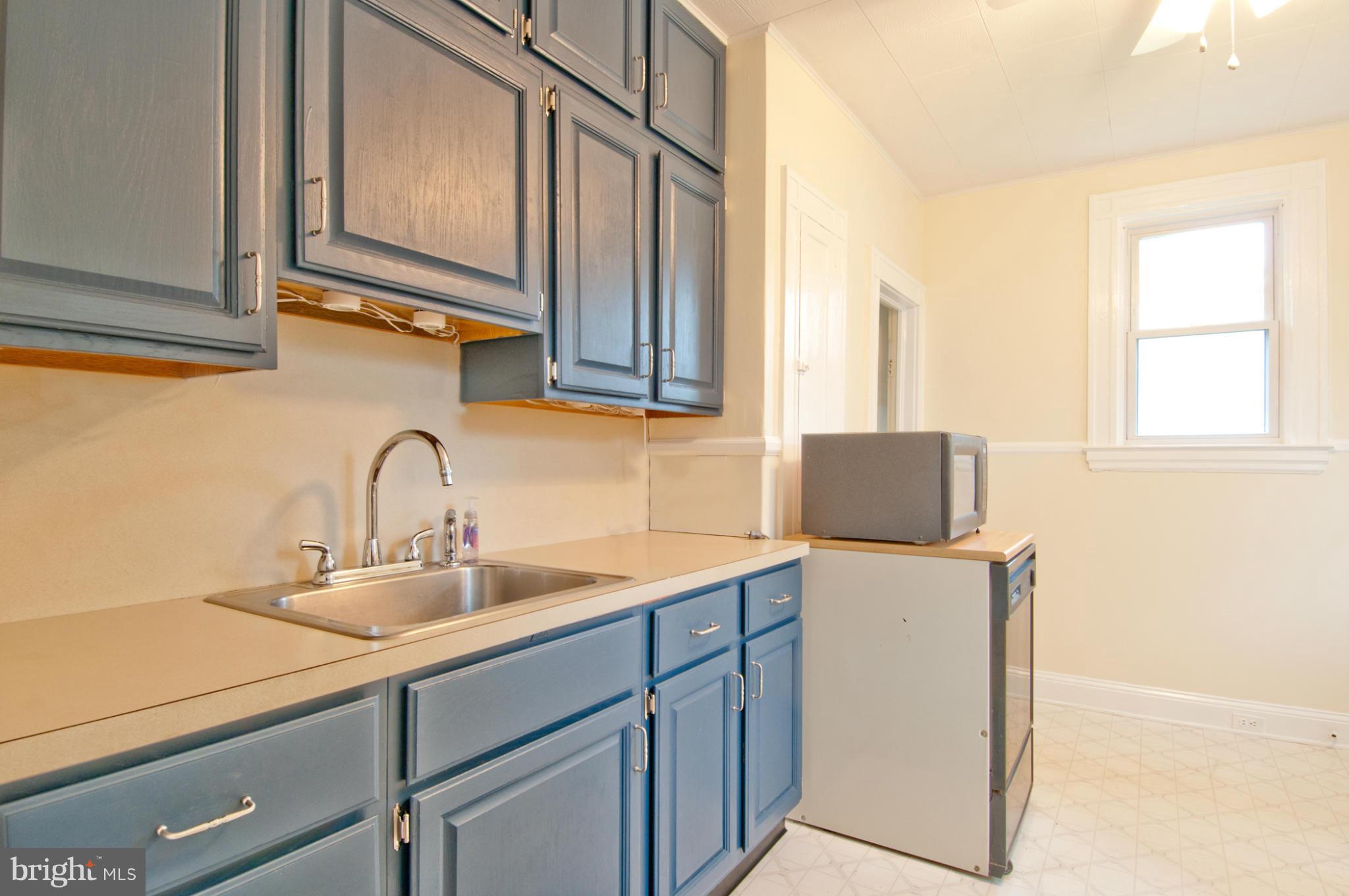 1116 Overbrook Road Baltimore, MD 21239 - Photo 10 of 30 Kitchen