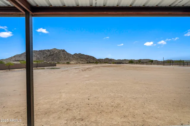 $485,000 | 13050 North Breeze Way, Maricopa, AZ 85139