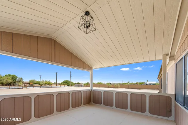 $485,000 | 13050 North Breeze Way, Maricopa, AZ 85139