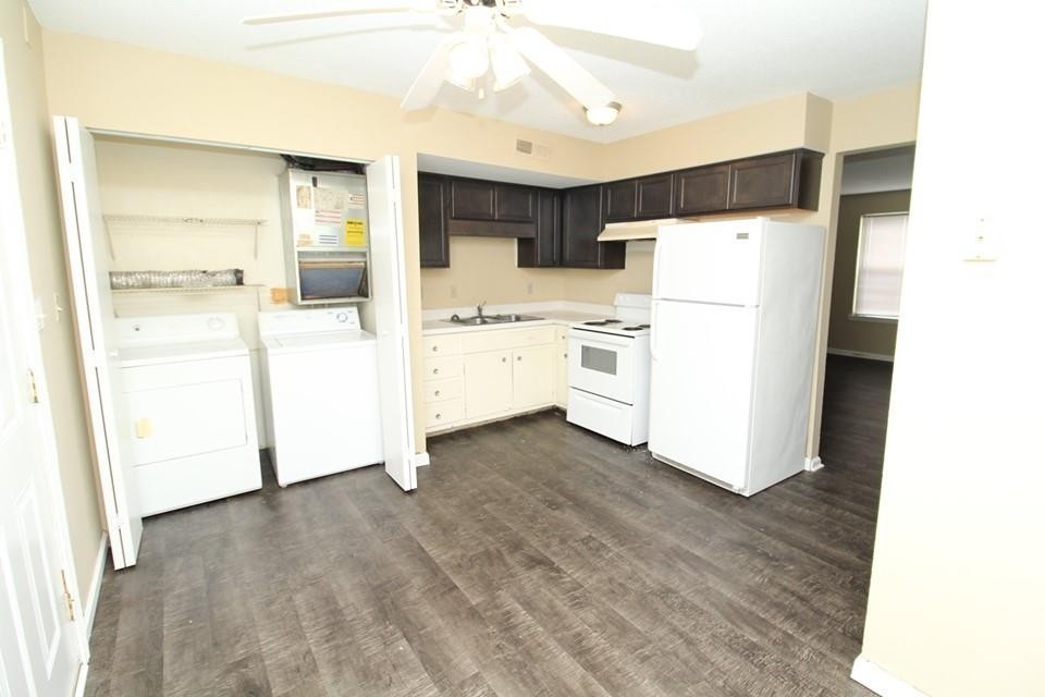 1044 Pembroke Road, Unit 31 Oak Grove, TN 42262 - Photo 3 of 7