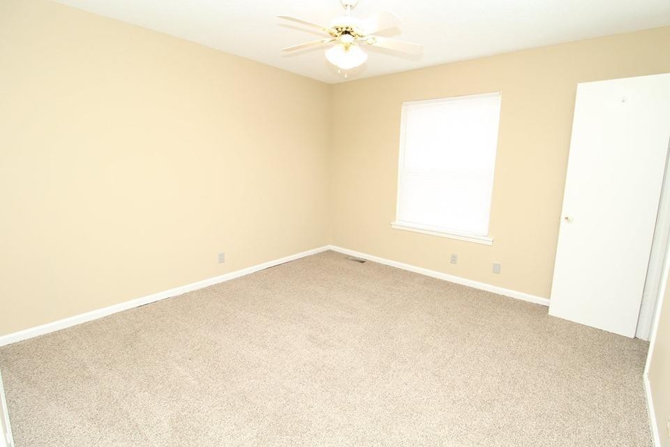 1044 Pembroke Road, Unit 31 Oak Grove, TN 42262 - Photo 5 of 7