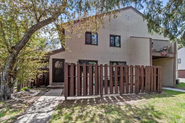 $171,900 | 6047 72nd Lane North, Brooklyn Park, MN 55429