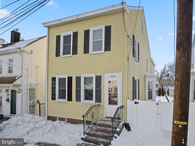 $450,000 | 422 Prince Street, Bordentown, NJ 08505