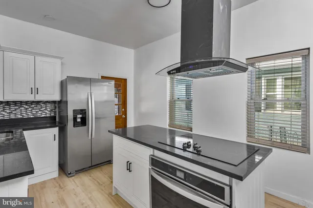 $450,000 | 422 Prince Street, Bordentown, NJ 08505