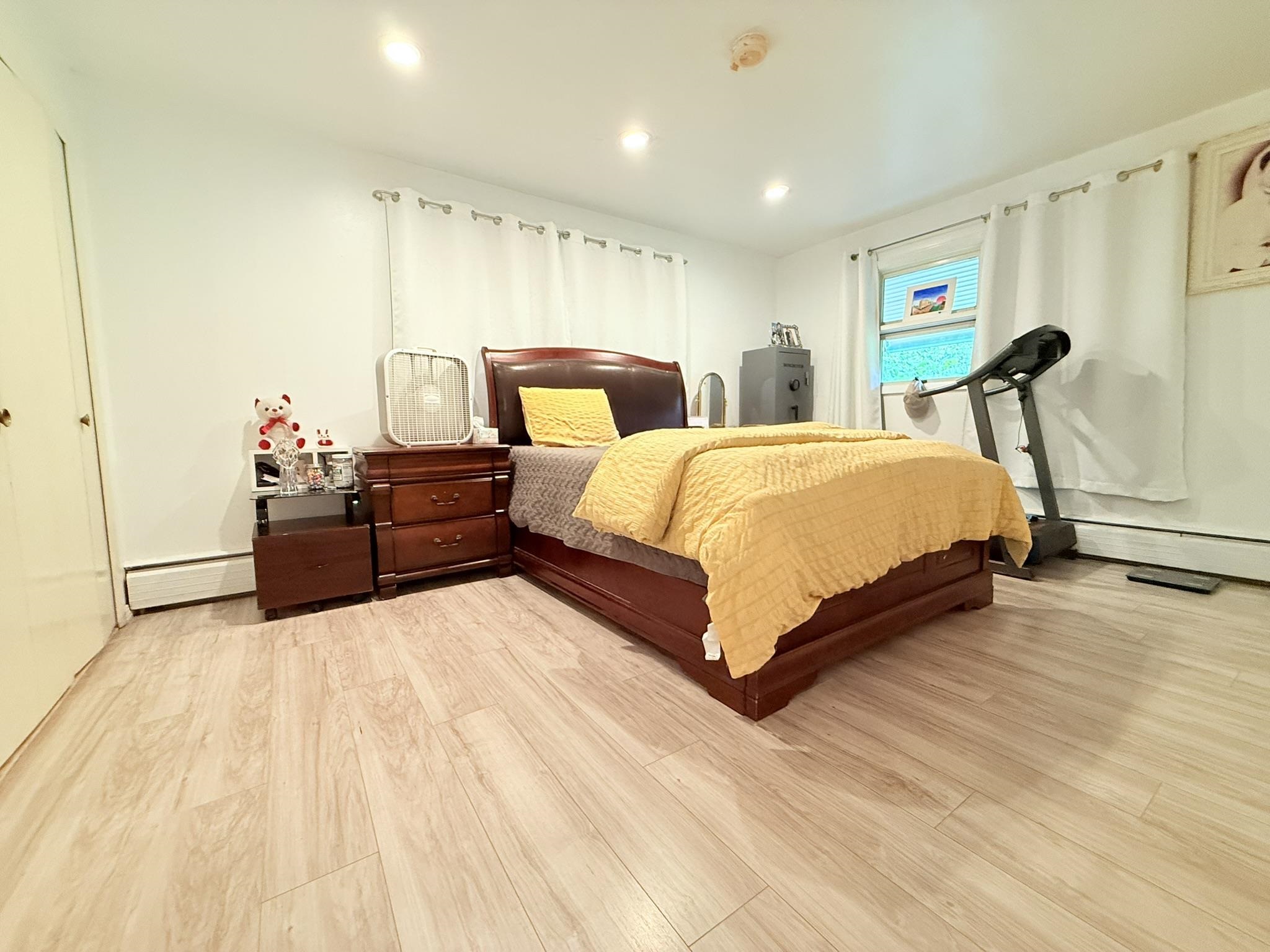 62 Ridge Avenue Claremont, NH 03743 - Photo 5 of 26